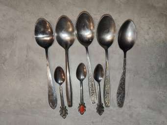 Копилка, очки стакан для воды каретка из под яйц 6